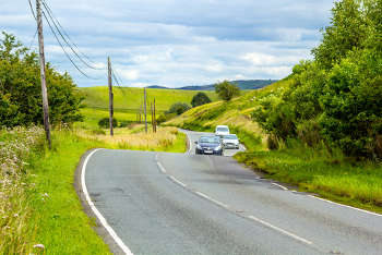 Local road staffing in Scotland falls by 20% image