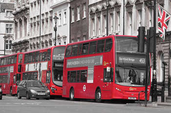 London buses kill or seriously injure four a week image