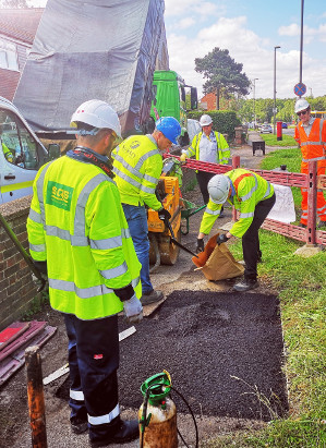 Plastic waste trialled in hand lay (and footway) reinstatements image