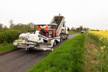 Ringway Jacobs and the Etnyre Chip Spreader: A match made for Buckinghamshire  image
