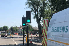 Siemens starts UKs Plus+ traffic signal revolution image