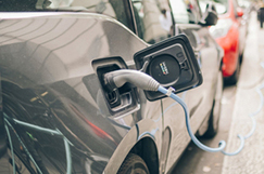 Patchy mobile signal could leave drivers empty at the EV pump image