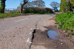 Road maintenance budgets face £400m cut, councils warn image