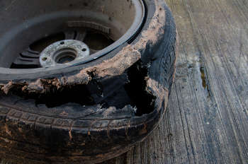 Simple tyre checks could save lives, Highways Engand says image