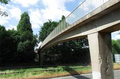 Two step approach to new A5 footbridge image