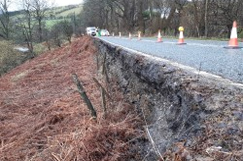 Walkers and cyclists blamed for Snake Pass closure image