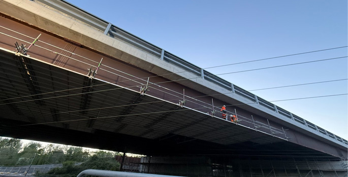 Defect delays reopening of A1 Gateshead bridge by months