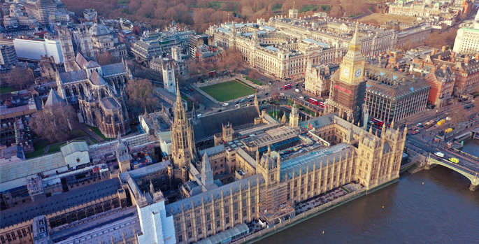 Westminster tenders £33m EV charging deal