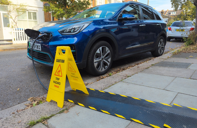 Risk aversion and disparities 'blocking EV transition'