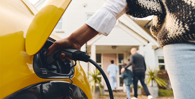 Government drops planning requirements on EV chargepoints