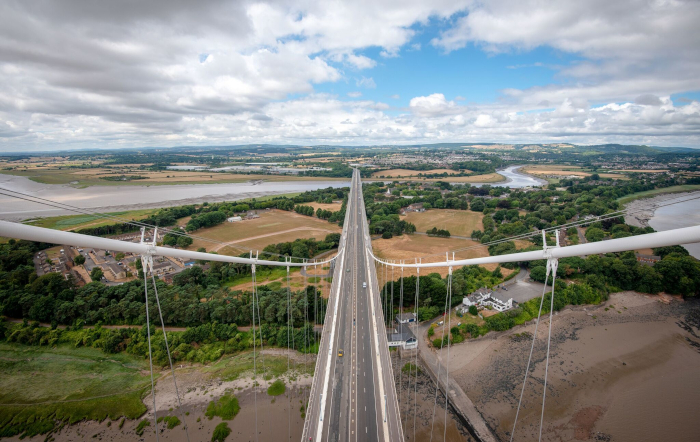 Weight restrictions for HGVs introduced on M48 Severn Crossing