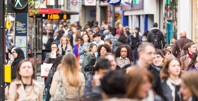 Khan gives Oxford St pedestrianisation the go-ahead 
