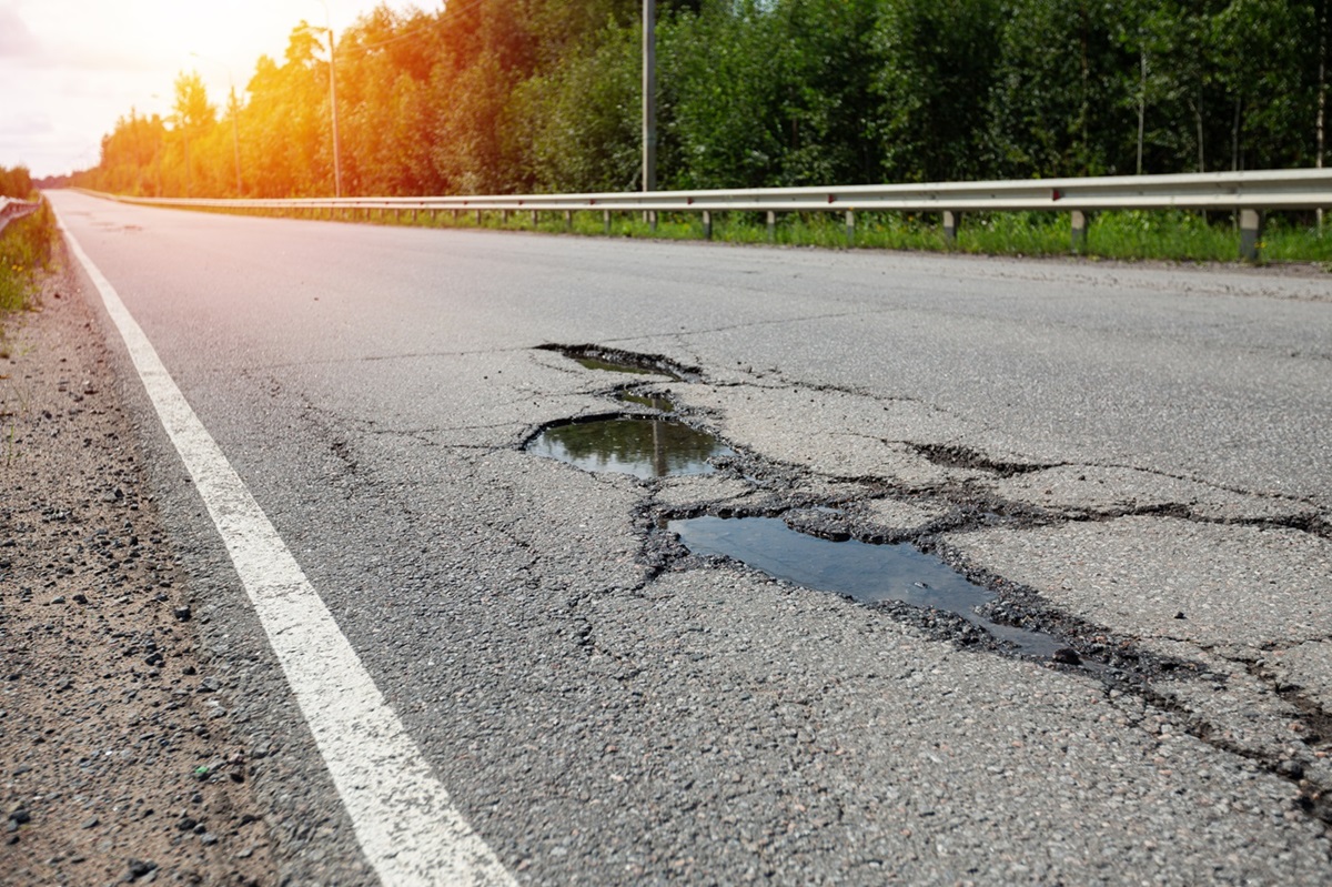 Pothole-related breakdowns jump by 10,000