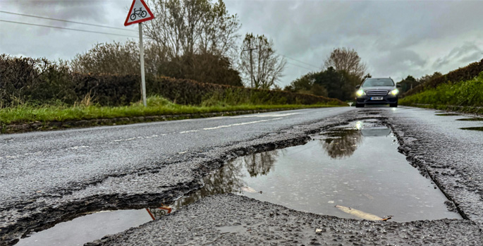 Calls for mandatory pothole prevention training for councils