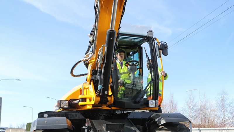 Let them borrow: Ken skates around roads funding gap