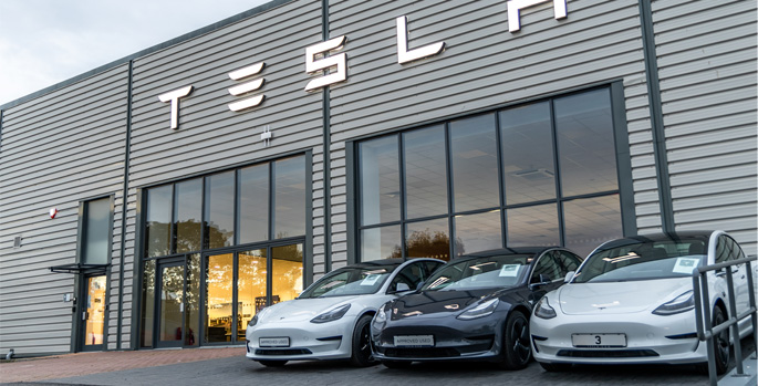 Tesla to face first federal jury over autopilot system